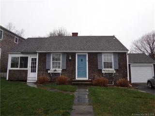 8 Shore Ave, Groton CT  06340-5812 exterior