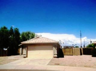 6752 Gardenia Ave, Glendale, AZ 85303-2135