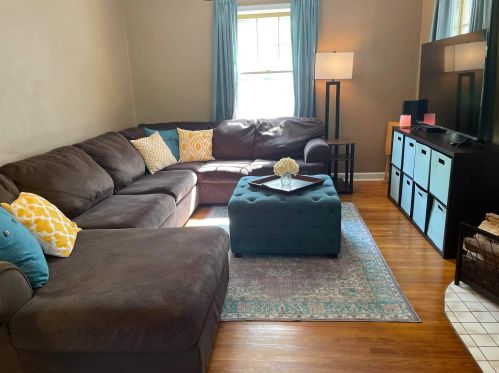 1702 Howard St, Saint Paul, MN 55109-4842
