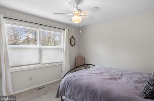 176 Sunset View Dr, Glen Mills PA  19342-1274 exterior