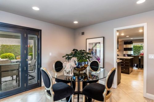 3571 Julian Ave, Long Beach CA  90808-3111 exterior