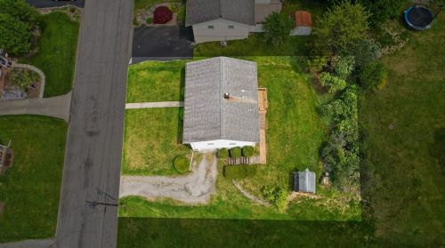 210 Dominican Way, Zelienople, PA 16063-1403
