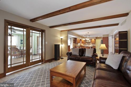 1199 Crestwood Dr, Pottstown PA 19464-2931 exterior