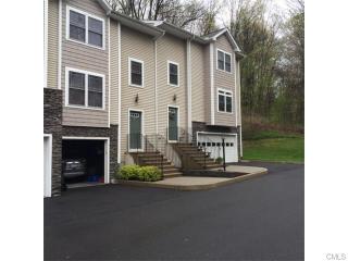 69 Stetson Pl, Danbury, CT 06811-3876