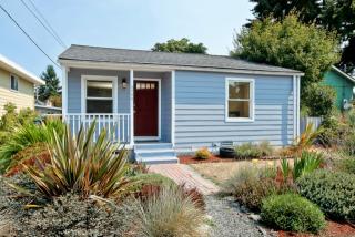 8724 18th Ave, Seattle WA  98117-3514 exterior