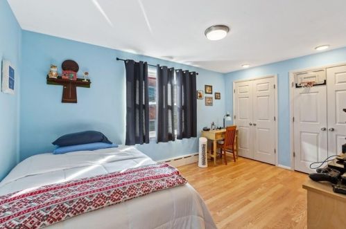 160 52 St, Bayonne NJ  07002-2111 exterior