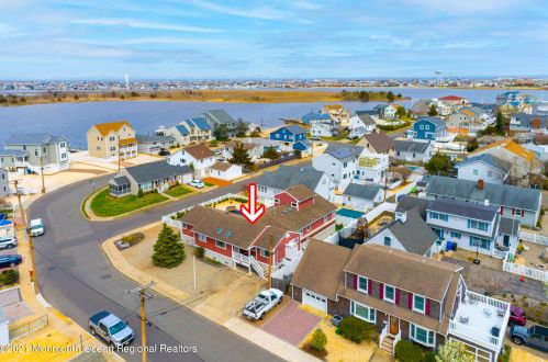331 Sunset Dr, Pelican Island, NJ 08751-2242