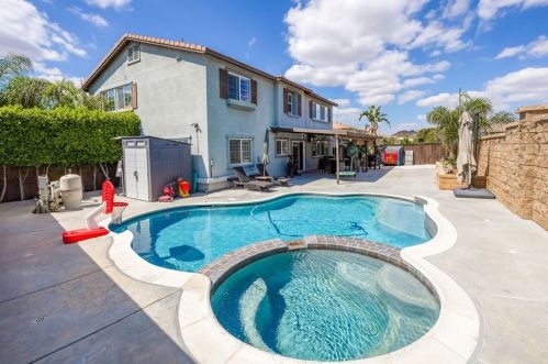 52984 Alba St, Lake Elsinore CA  92532-1652 exterior