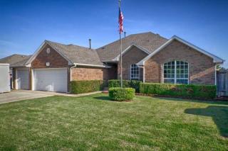 11856 1st St, Yukon, OK 73099-7114