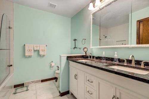 5428 Country Hills Ln, Hamilton KY  41091-9727 exterior
