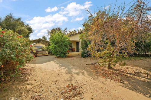 4330 Strong St, Riverside, CA 92501-1758