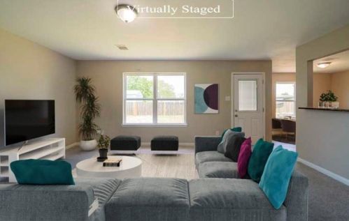 2711 Tracy Ln, Highlands, TX 77562-4256