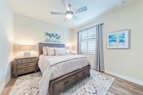 3022 Aviamar Cir, Naples FL  34114-9566 exterior