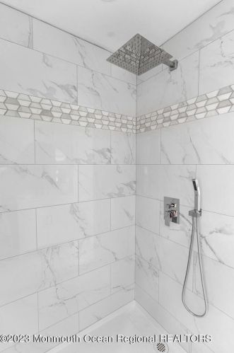 11 Mallard St, Hazlet NJ 07730-1413 exterior