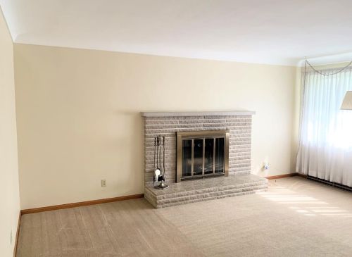 2906 Devils Backbone Rd, Cincinnati, OH 45233-4428