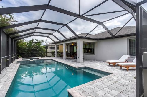 21827 Billowy Jaunt Dr, Land O Lakes, FL 34637-7655