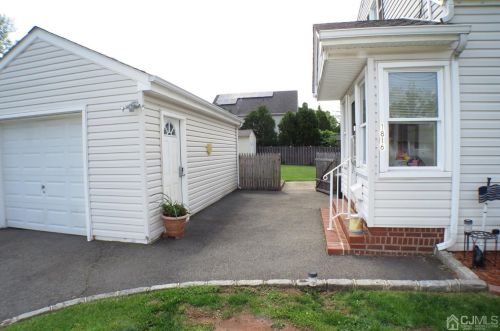 1816 Grant Ave, South Plainfield, NJ 07080-3029