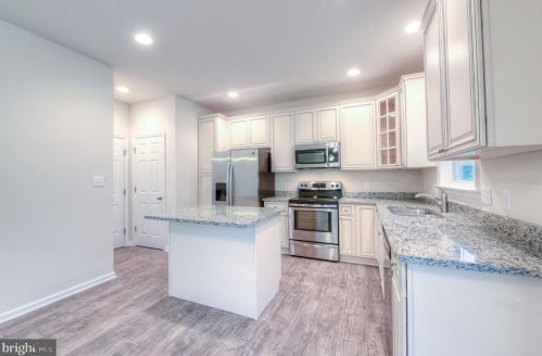 50 Beagle Rd, Fredericksburg, VA 22405-5502