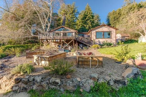 12139 Fiori Ln, Sebastopol, CA 95472-9514