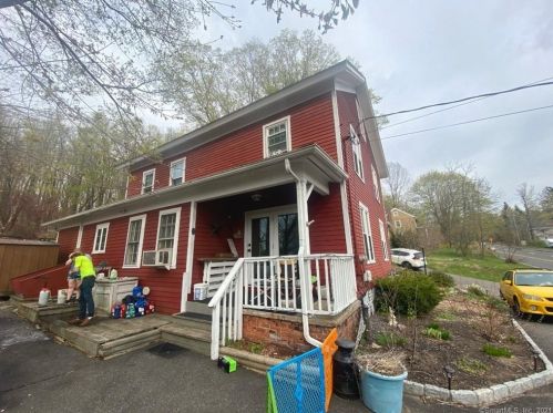788 Main St, Plymouth, CT 06782-2219