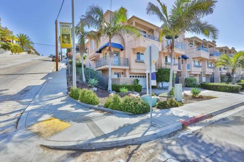 2084 San Diego Ave, San Diego, CA 92110-2111