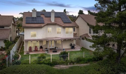31807 Camino Rosales, Temecula CA  92592-1040 exterior