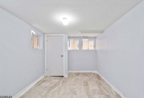 227 Hollywood Ave, East Orange NJ  07018-3941 exterior