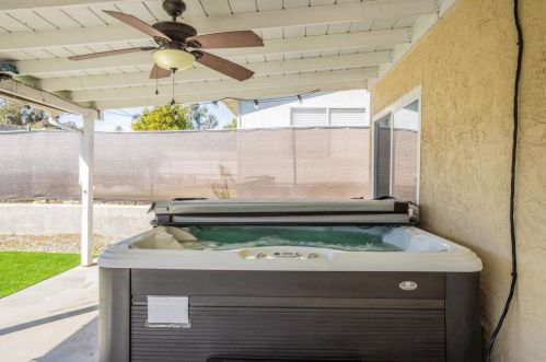 542 Arroyo Seco Dr, San Diego CA  92114-5837 exterior