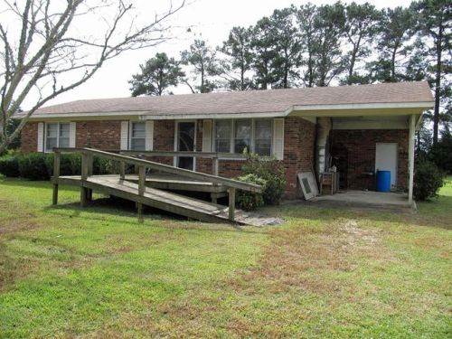 631 Newport Loop Rd, Newport, NC 28570-6755