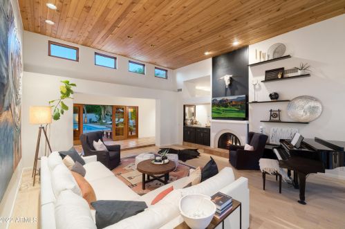 5226 Sahuaro Dr, Scottsdale AZ  85254-4777 exterior