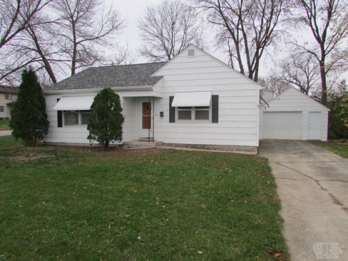 211 9th St, Humboldt, IA 50548-1654