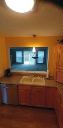 409 Springmill Dr, Newport, KY 41076-1947