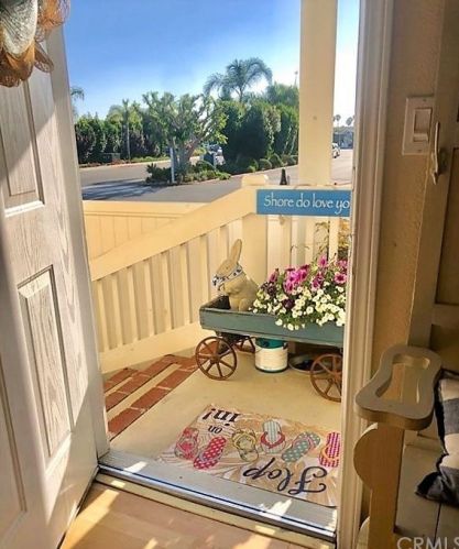 137 Liberty, Newport Beach CA  92660-6143 exterior