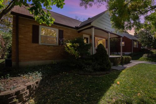 4002 Beaver Creek Cir, Cincinnati, OH 45241