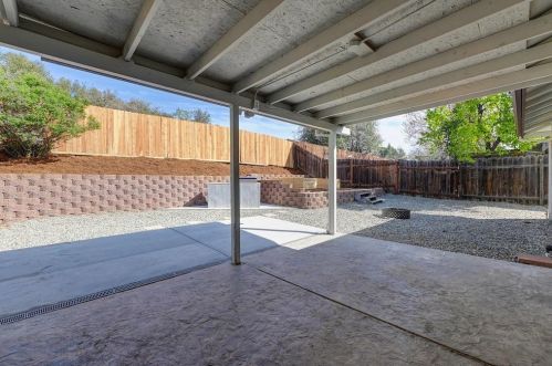 6351 Eldon Ave, Loomis CA  95650-8803 exterior