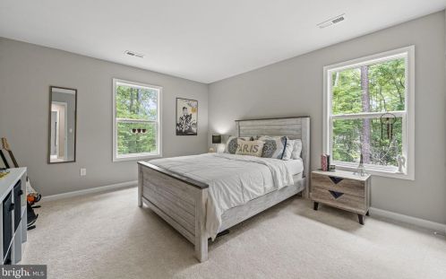 250 Land Or Dr, Ruther Glen VA  22546-1245 exterior
