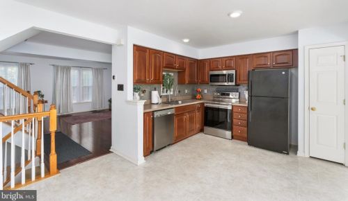 29 Savanna Dr, Pottstown PA  19465-6602 exterior