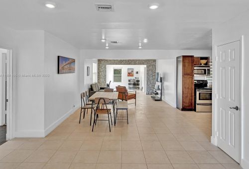 1530 56th Ave, Hollywood FL  33021-4643 exterior