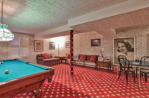 502 Compton Rd, Cincinnati OH 45215-4157 exterior