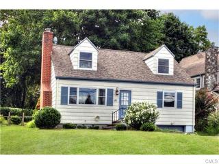 200 Hillspoint Rd, Westport, CT 06880-6617