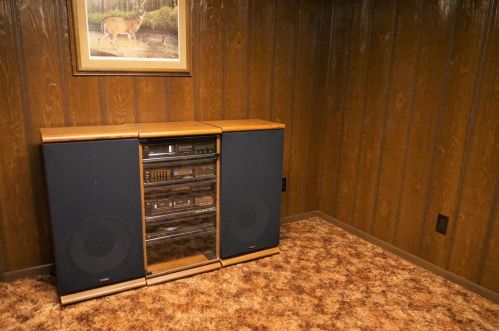 1963 Wood Ln, Green Bay WI  54304-1915 exterior