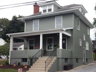 816 Spruce St, Hollidaysburg PA  16648-2335 exterior