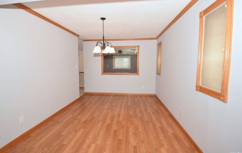 37 Corsa St, Huntington Station NY  11746-6626 exterior