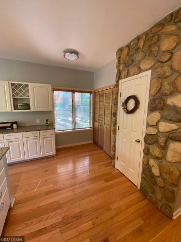 120 Meadow Dr, Hudson WI  54016-1100 exterior