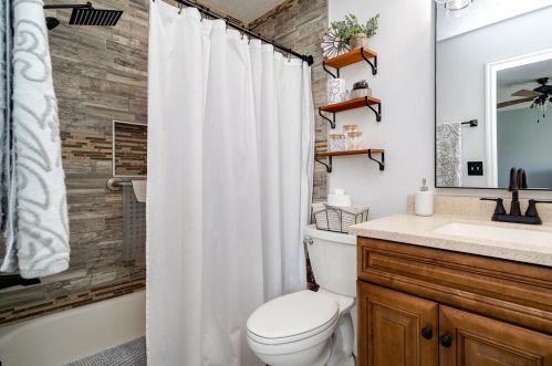 2739 Greystoke Dr, Xenia OH 45385-5720 exterior