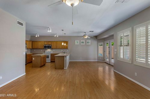 3862 Westchester Dr, Chandler AZ  85249-8950 exterior