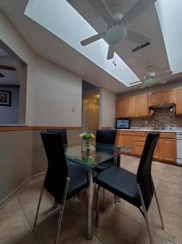 137 Swan Ct, Poughkeepsie NY  12603-6971 exterior