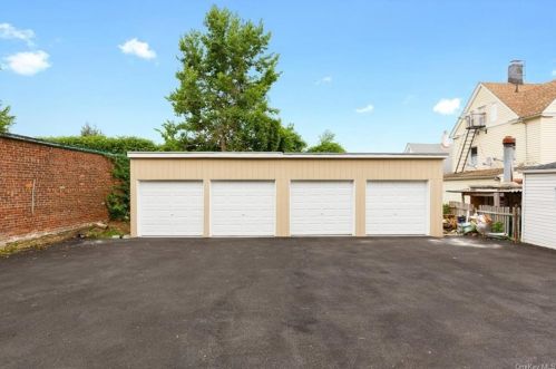 248 Terrace Ave, Mount Vernon NY  10550-1011 exterior