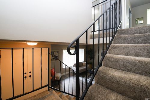 118 Oakmeade Ct, Vacaville CA exterior