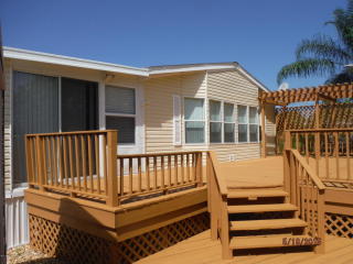 53 Sportsman Dr, Welaka FL  32193-3458 exterior